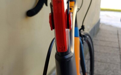 Luce posteriore led ApaceVision GuardG3X - spenta