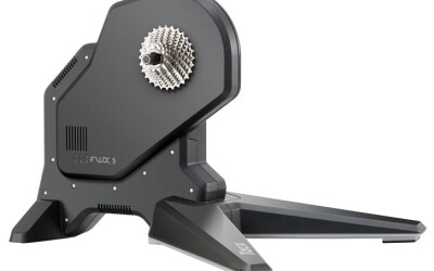 tacx flux s smart trainer test recensione aperto